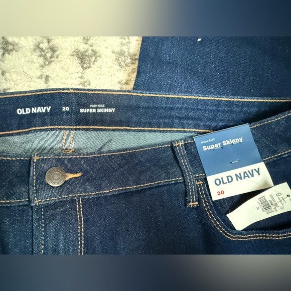 Old Navy Size 20 - Super Skinny Jeans 👖 NEW WITH TAGS 🏷️ - Picture 8 of 8